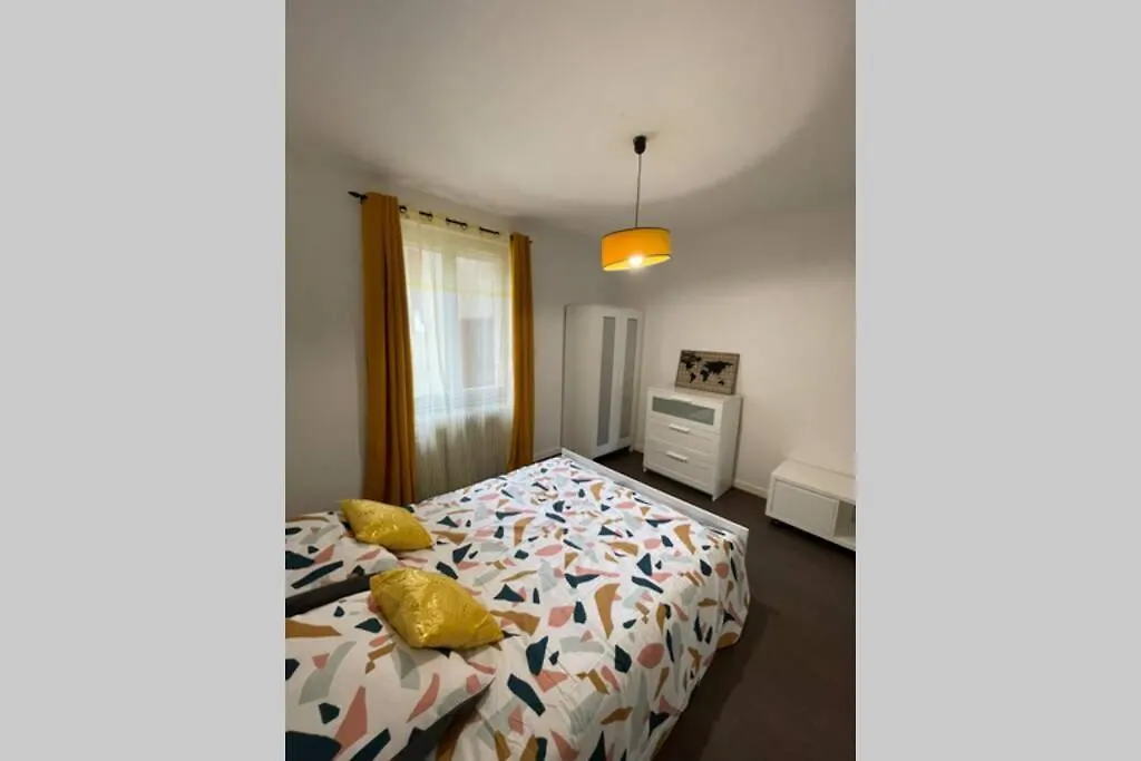 Apartament Red Lights Grand Appartement Saint-Etienne